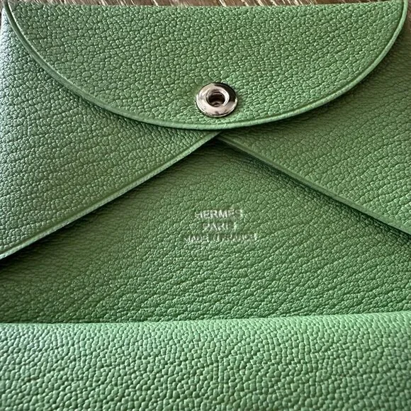 Hermes Calvi Duo Card Holder - Vert Criquet - Picture 7 of 8